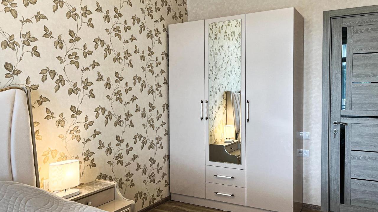Dani Lux Lägenhet Bakuriani Exteriör bild
